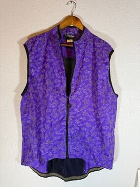 Fox Point Sportswear XL Purple Floral Full Zip Vest Made in USA